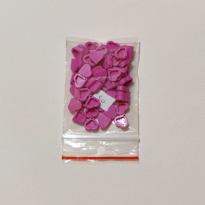 50 coeurs rose foncé LEGO - Excellent état 🌟 - Envoi rapide 🚚💨 - photo numéro 5
