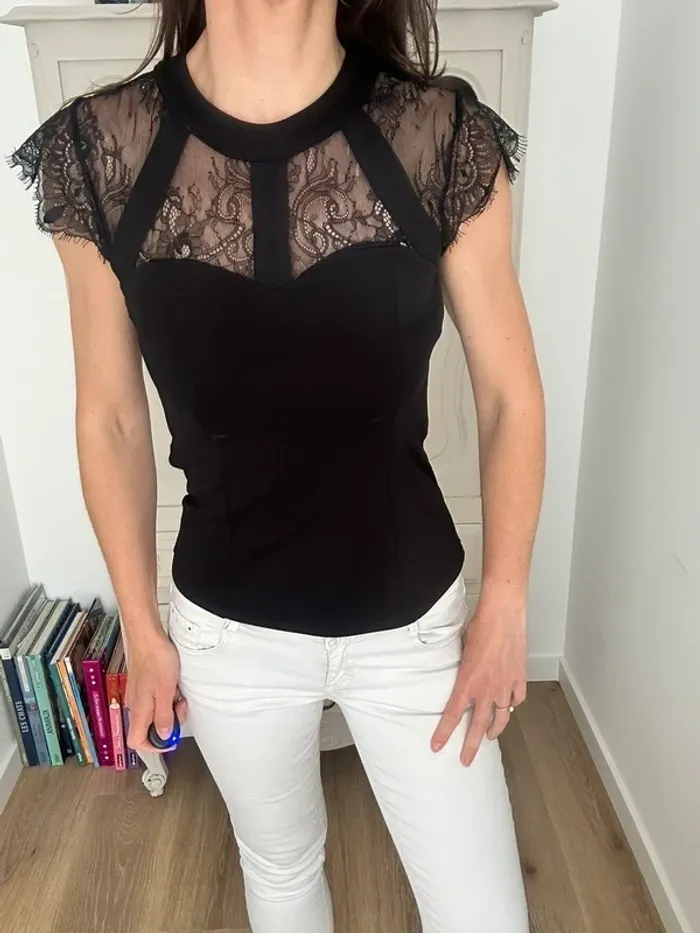 Très beau petit haut, top noir dentelle Morgan taille 34 , XS , 0 - photo numéro 7