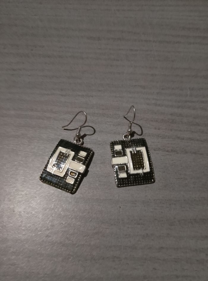 Boucles oreilles (12)