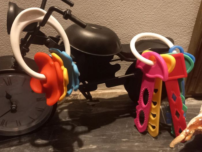 2 Jeux de clé bébé, hochets et anneaux