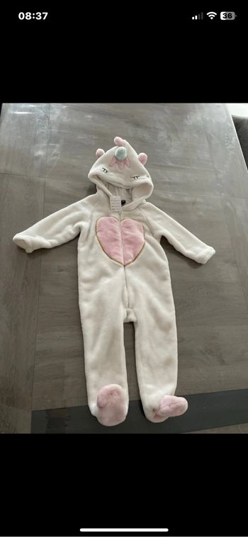 Pyjama licorne neuf