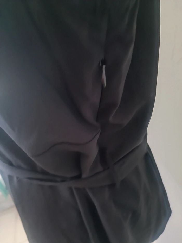 🌸 Joli haut noir taille XL - photo numéro 3