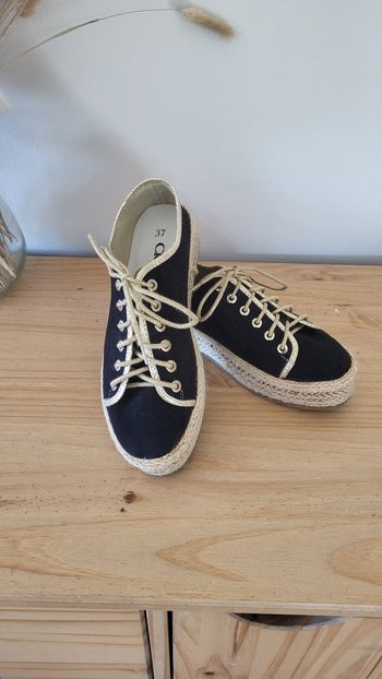 Chaussures taille 37