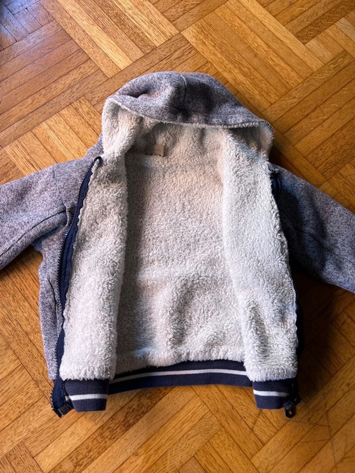 Gilet zippé à capuche 3ans - photo numéro 2