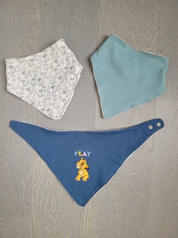 Bavoir bandana Disney