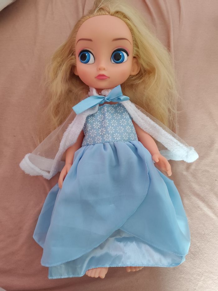 Poupée reine des neiges