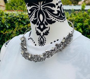 Collier rigide ajustable neuf