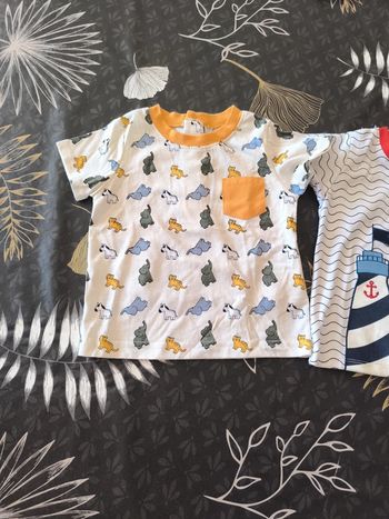 Tee-shirt neuf 12 mois