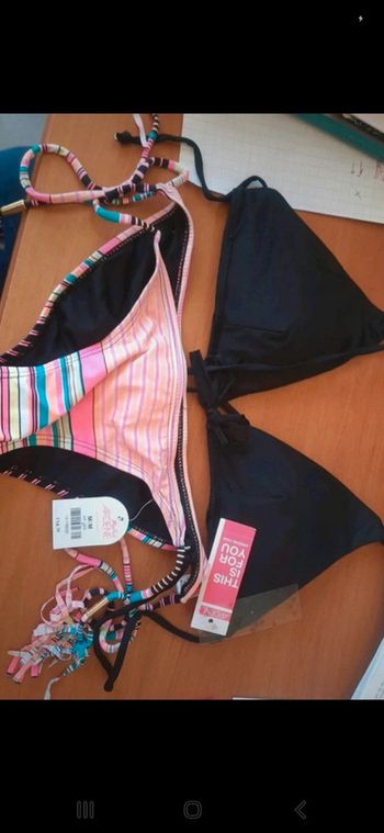 Maillot de bain 2 pièces à rayure horizontal