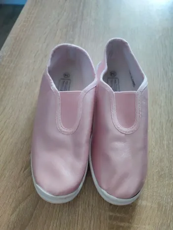 Chaussons patins gymnastique rose taille 34 Kiabi