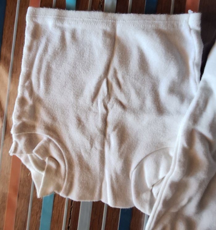 Lot 3 articles pantalon et culotte - photo numéro 2