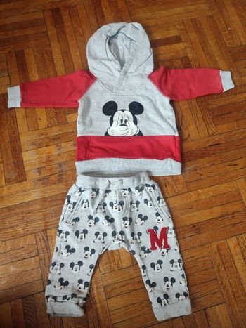 Ensemble Mickey taille 6 mois