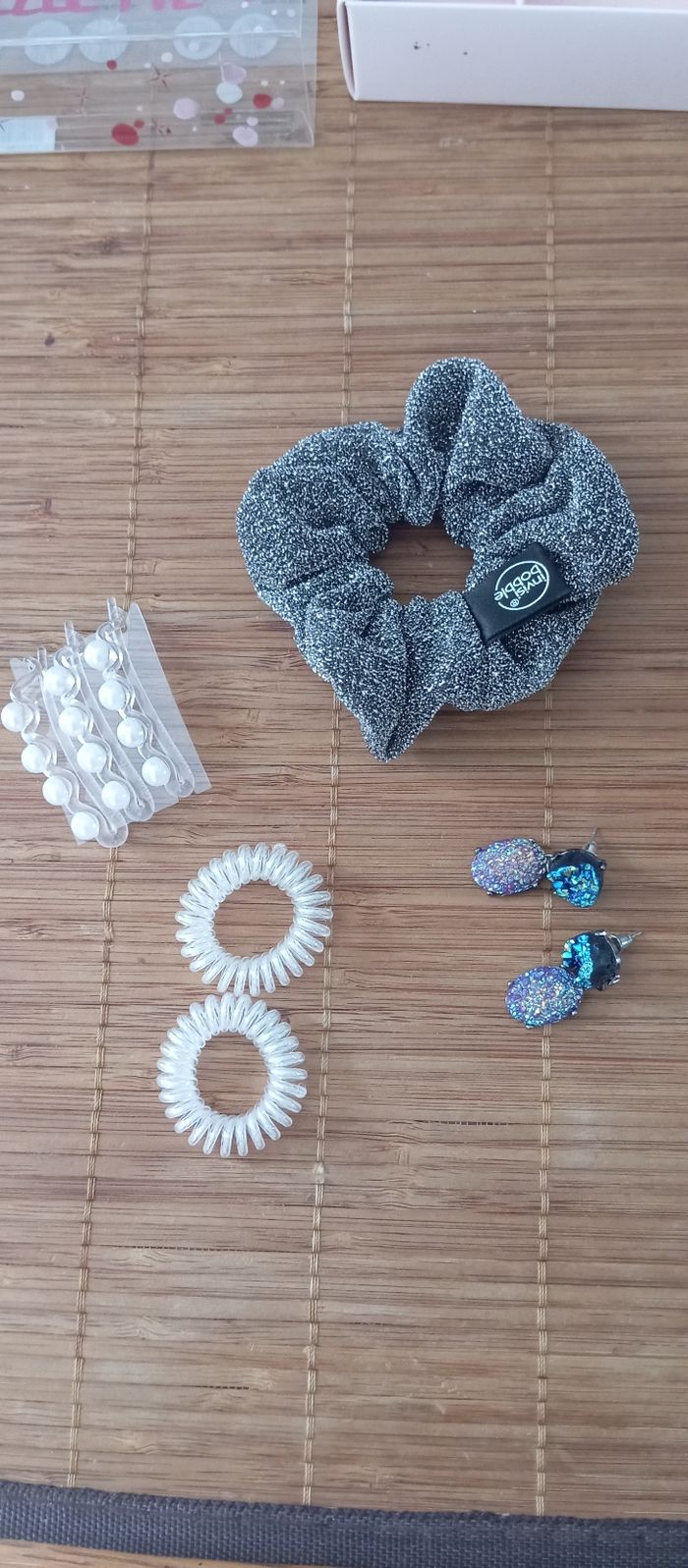 Lot ensemble pour cheveux et boucles d'oreilles - photo numéro 2