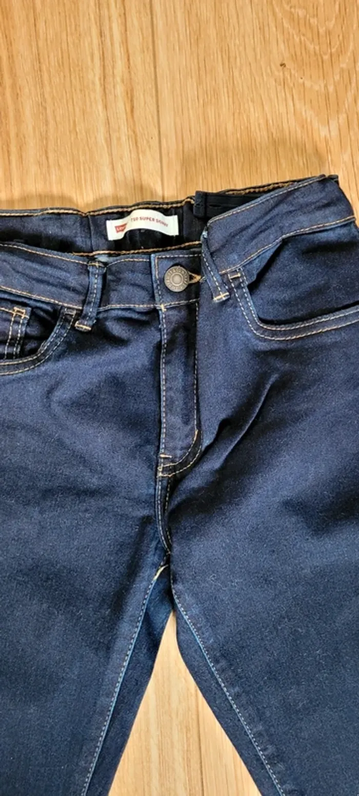 Jeans Levi's fille 710 taille 14 ans