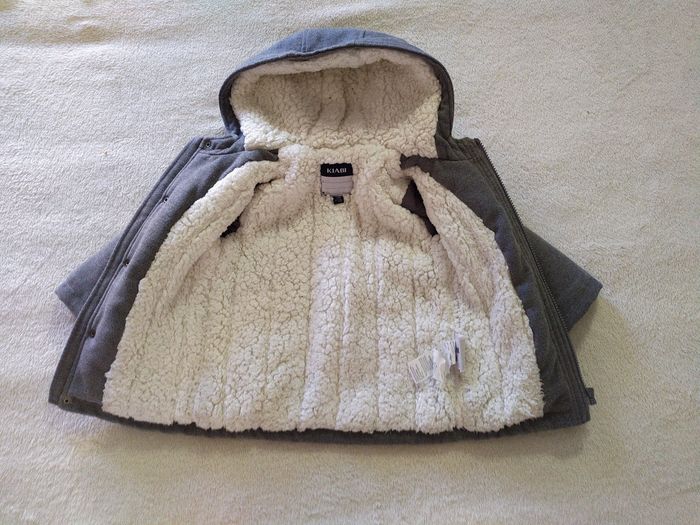 Manteau grishivers 3 ans neuve