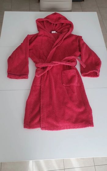Robe de chambre rose en 8/10 ans