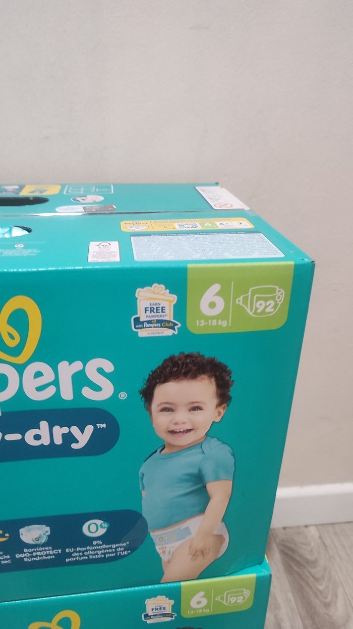 Couche Pampers taille 6 - photo numéro 2