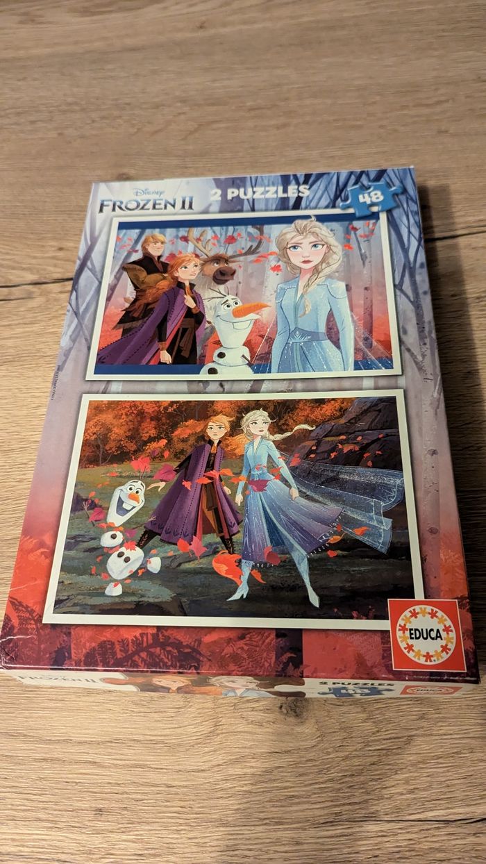 Boite de 2 puzzles reine des neiges