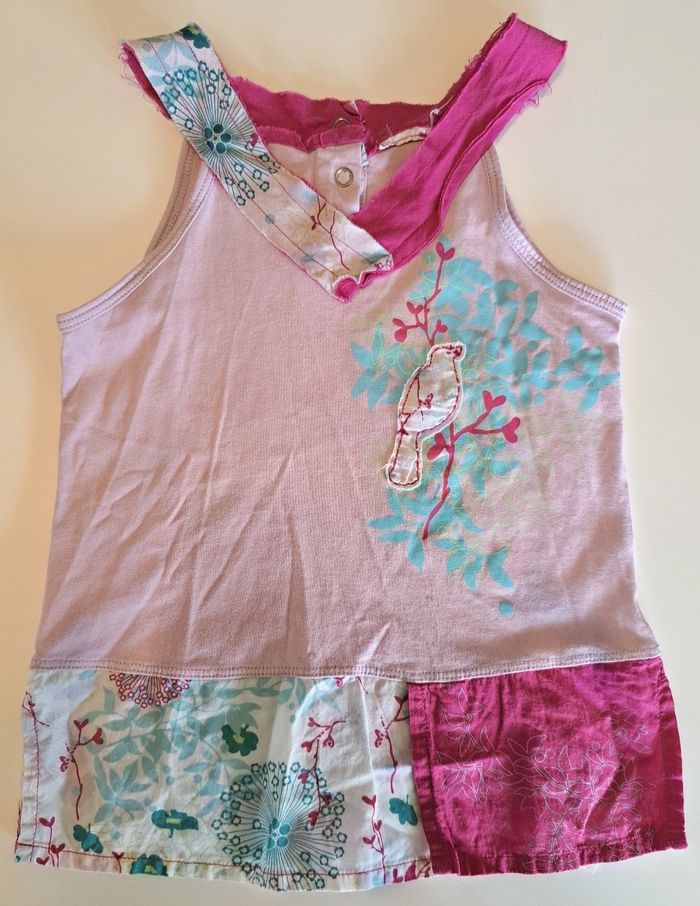 Lot de 4 t-shirts MC fille 4 ans TBE - photo numéro 6