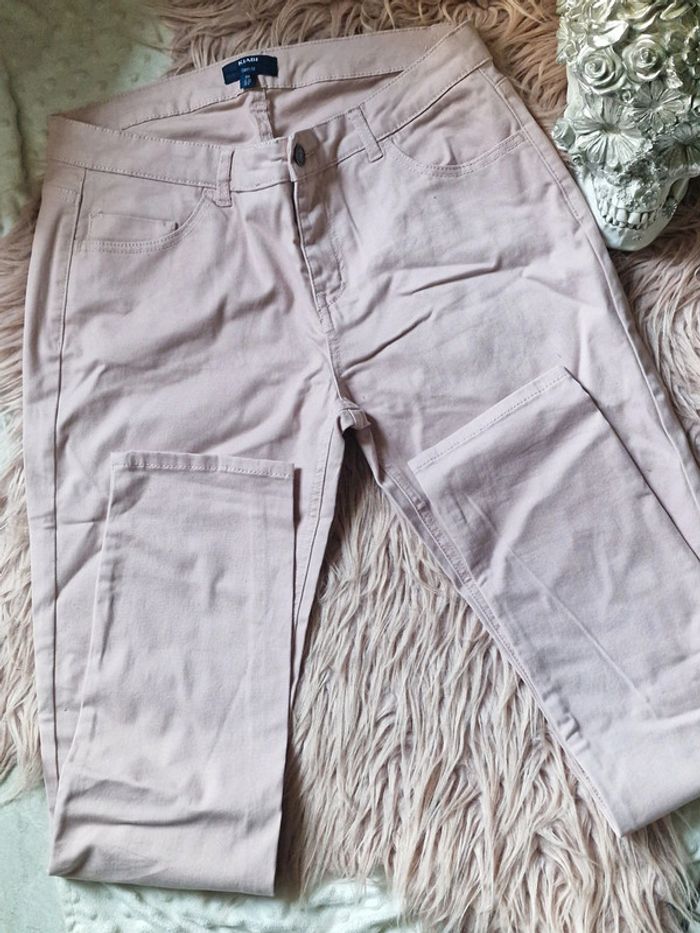 Pantalon rose - photo numéro 3