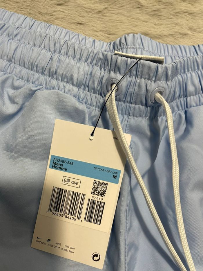 Ensemble Nike bleu short + t-shirt 🩵 Taille M - photo numéro 4