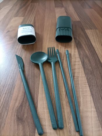 Couverts plastiques pique nique Bini sans BPA neuf