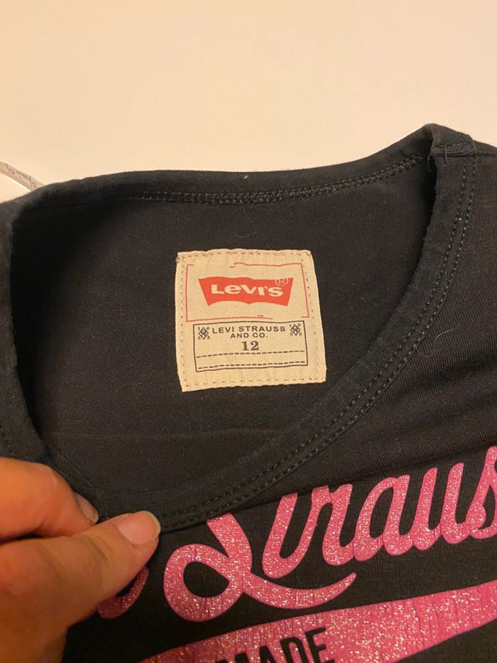 Tee shirt ML noir écriture rose Levi’s 12 ans - photo numéro 3