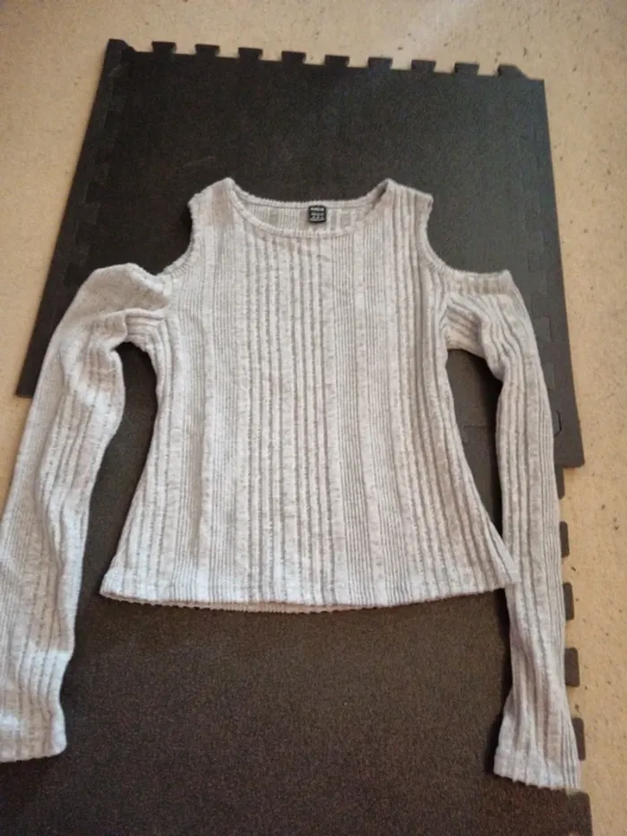 Pull gris