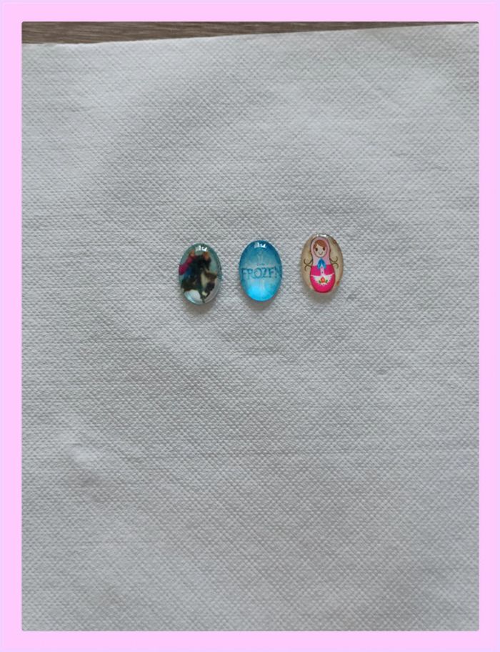 Lot de 3 cabochons en verre
