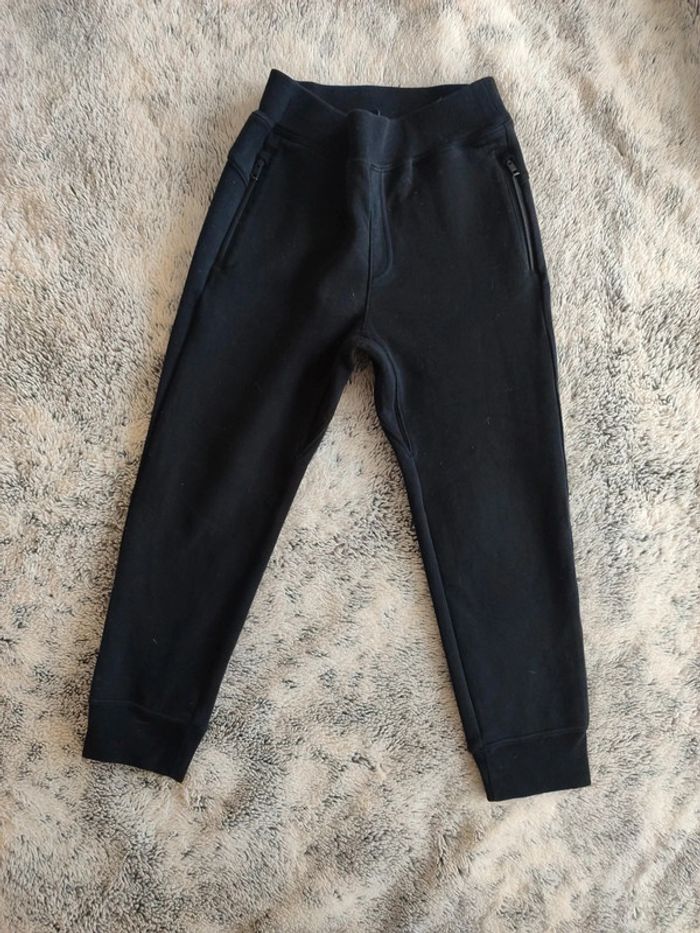 Pantalon de survêtement noir 3/4 ans