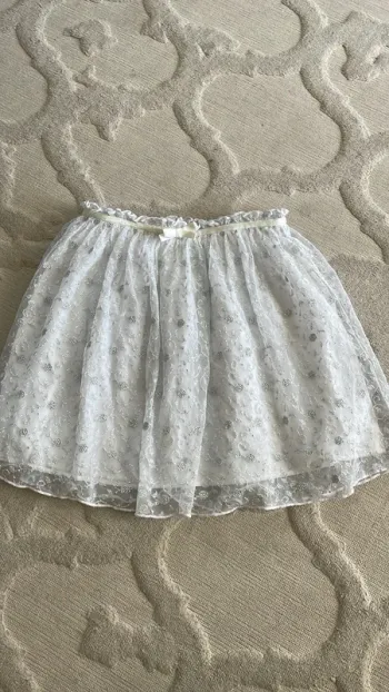 Jupe blanche à paillettes – Benetton – Taille 10-11 ans / 150 cm