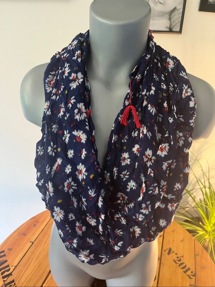 Tour de cou - photo numéro 3