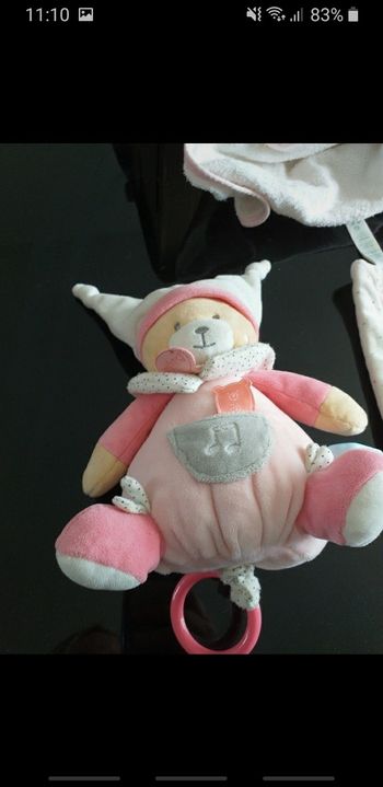 Doudou ficelle musical