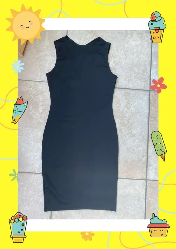 Petite robe noire robe chic moulante Shein XS 34 - photo numéro 2