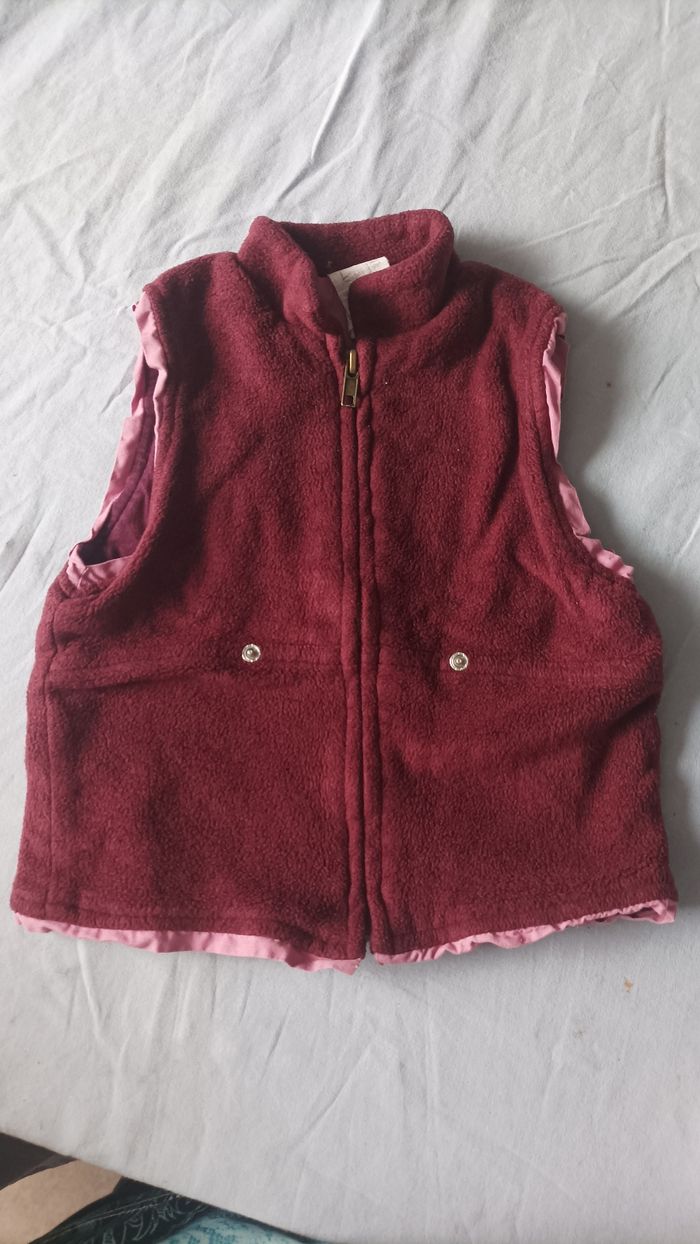 Gilet sans manche polaire 2 ans
