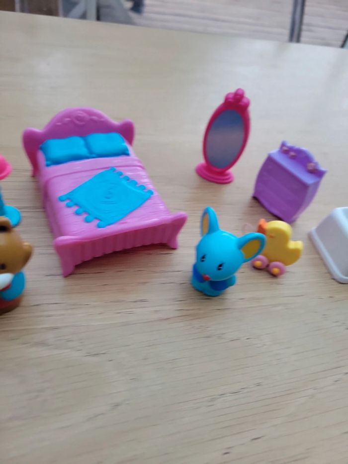 Gros lot chambre pour hello kitty avec personnage sanrio - photo numéro 2