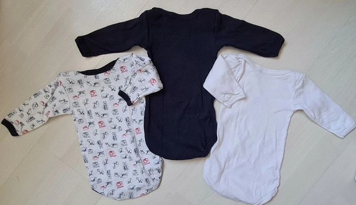 Lot bodies manches longues mixte t3mois 60cm Petit Bateau - photo numéro 2