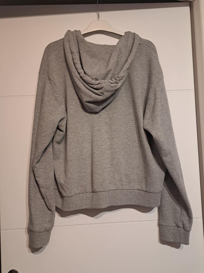 Sweat à capuche Kiabi taille M - photo numéro 2