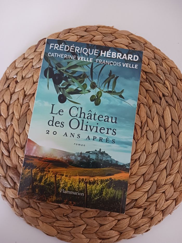 Le château des oliviers et 20 ans après