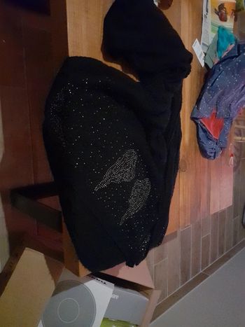 Grande echarpe noire strass