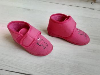 Chaussons fille rose petit chat pointure 26 Tex Basic