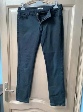 Jean noir Pimkie taille 42