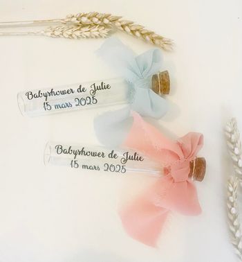 Tube à dragées babyshower en verre | cadeau personnalisé pour vos invités