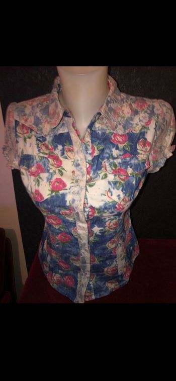 Chemise femme marque Morgan manche courte avec boutonnière et dentelle