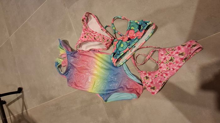 Lot vêtements et accessoires filles - photo numéro 4