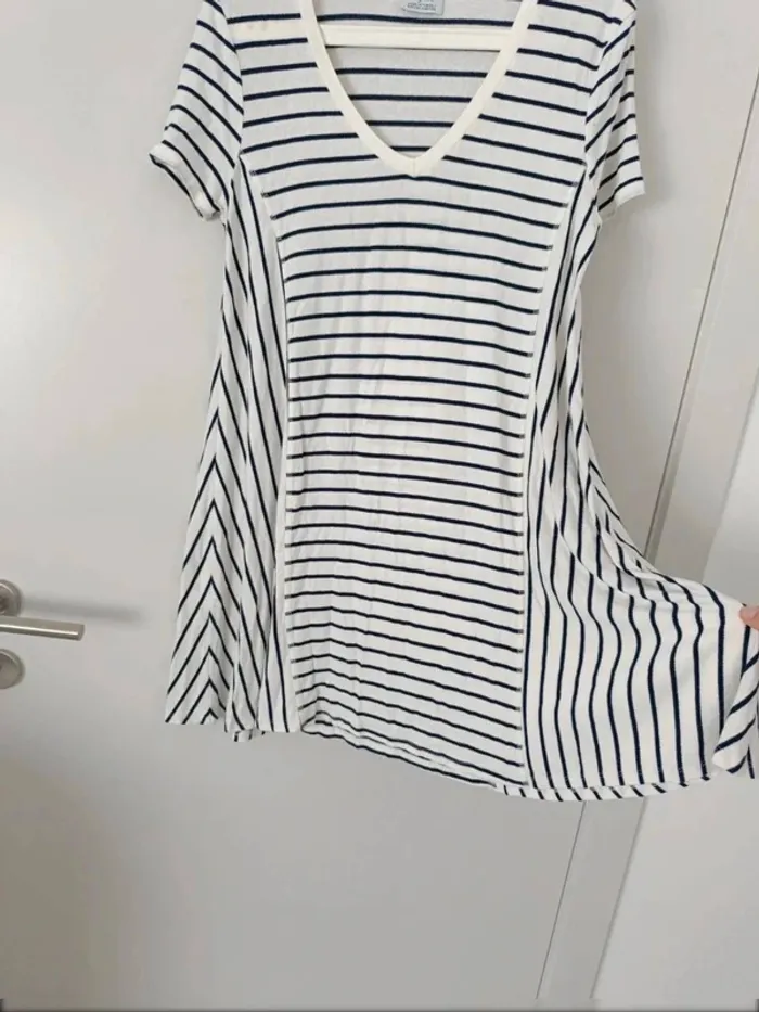 Robe marinière Zara Trafaluc col V – Taille Small - photo numéro 2