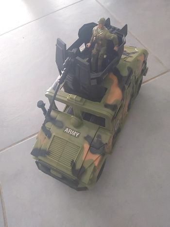 Voiture de l'armée américaine