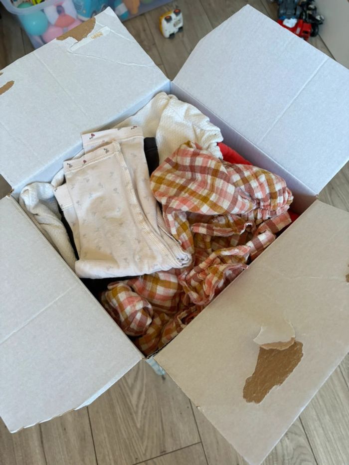 Gros lot 6-9 mois fille - photo numéro 3