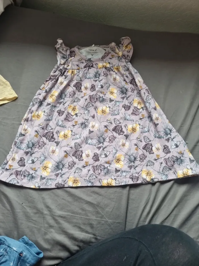 Robe 9-12 mois