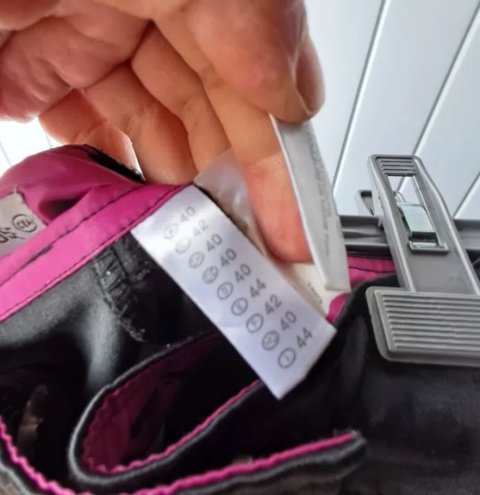 Short t42 - photo numéro 3